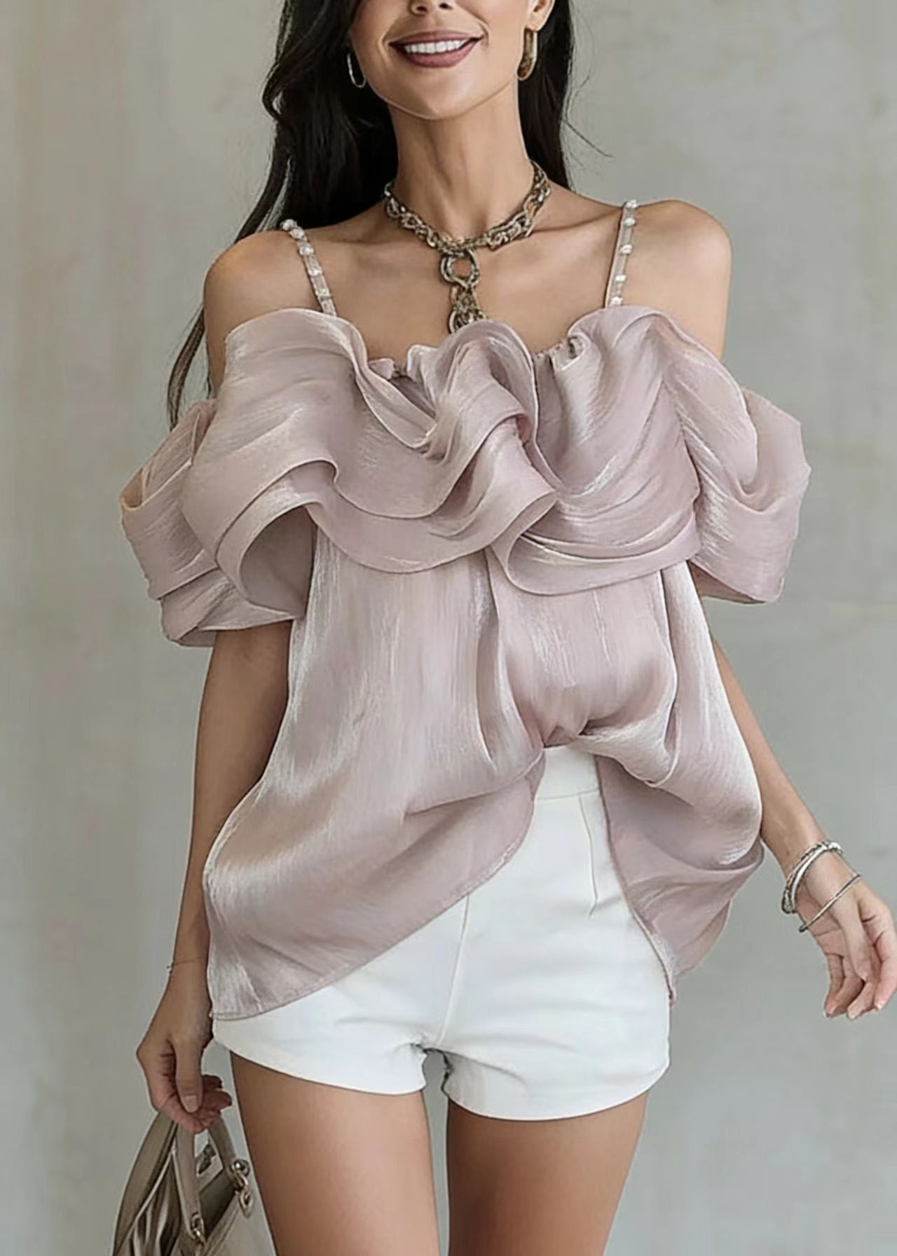Beautifully Finished Top in a Timeless Design