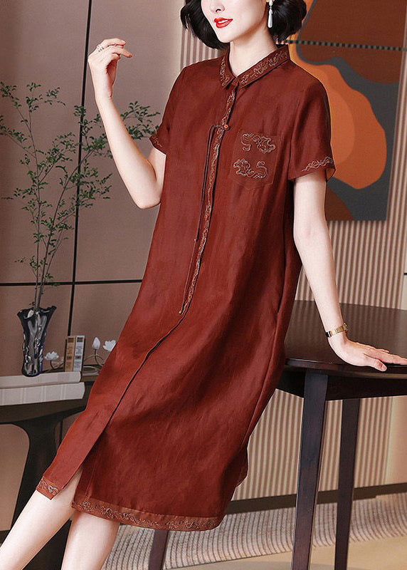 Beautifully Finished Dress in a Timeless Design
