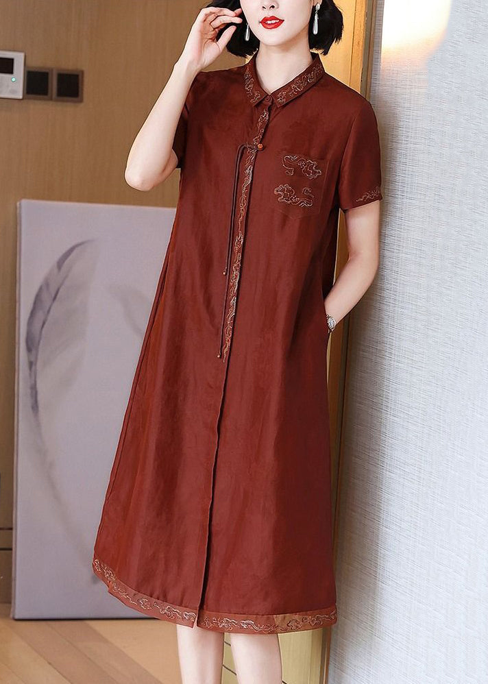 Beautifully Finished Dress in a Timeless Design