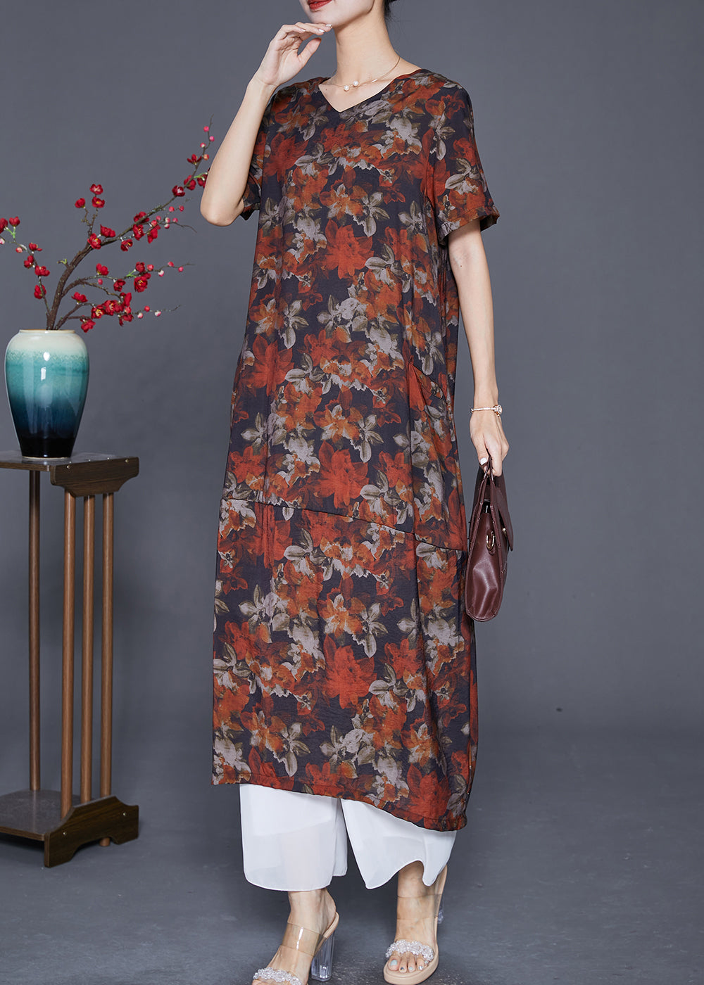 Sophisticated Dress with a Clean Classic Look