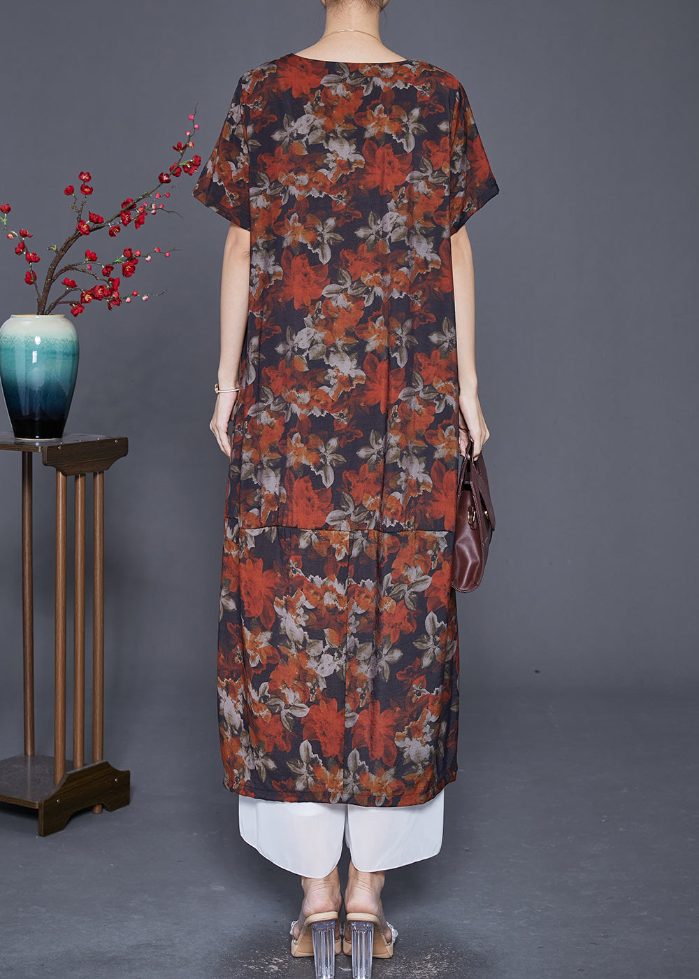 Sophisticated Dress with a Clean Classic Look