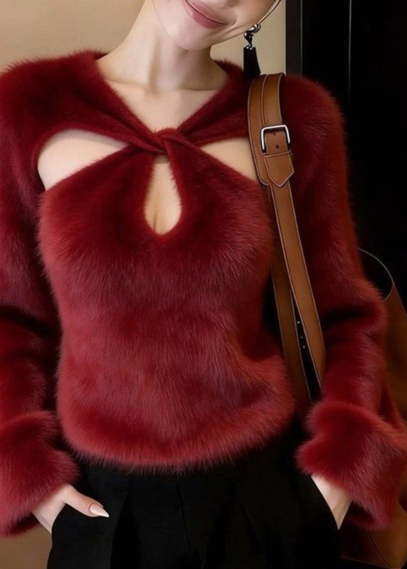 Beautifully Finished Top in a Timeless Design