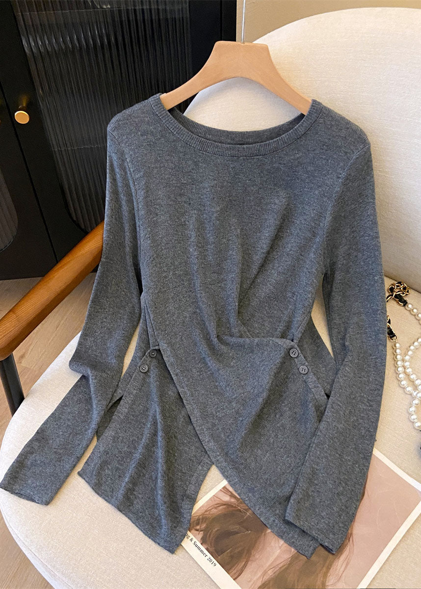 Well Tailored Top with a Graceful Silhouette