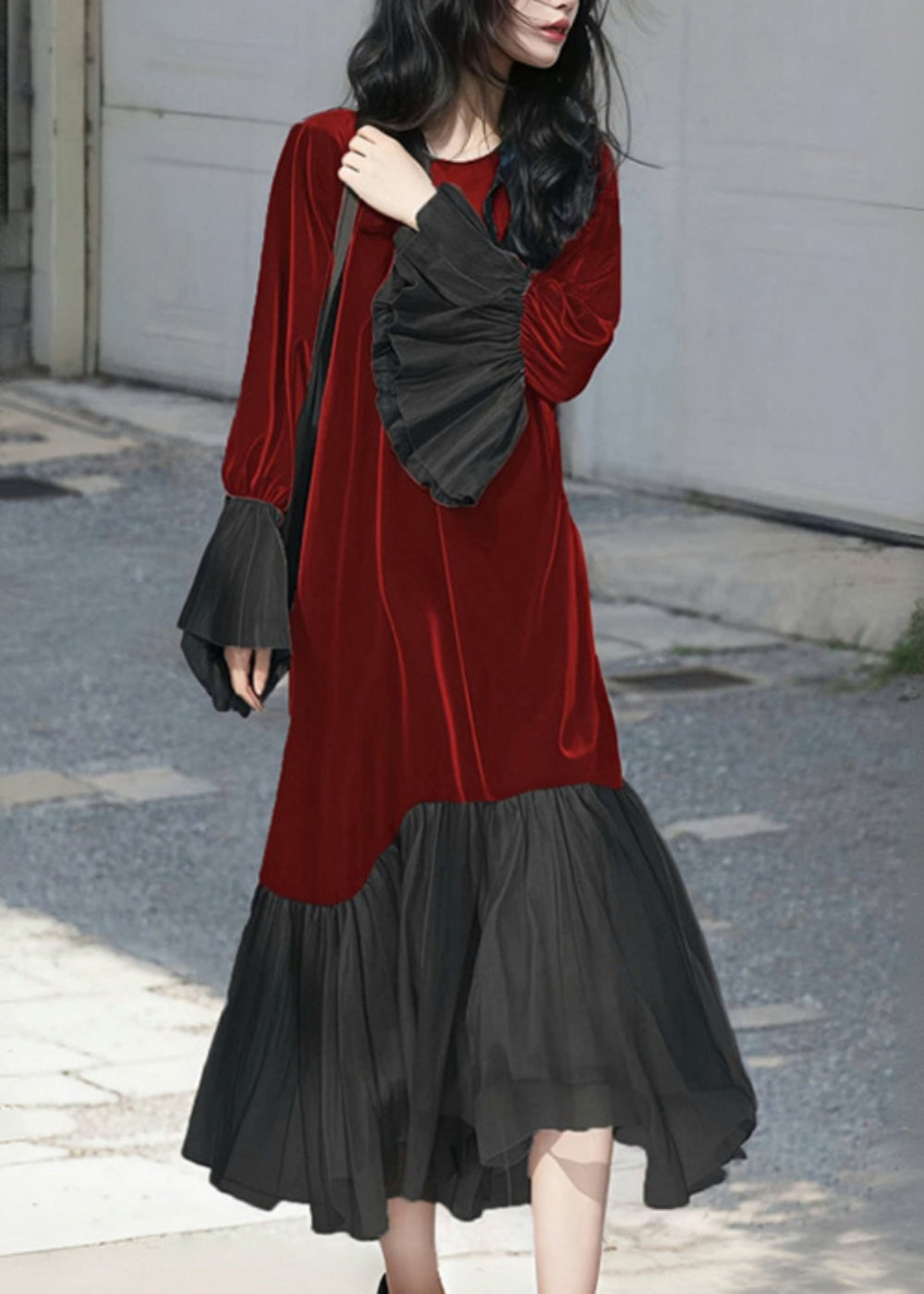 Classic Vintage Dress with a Flattering Fit