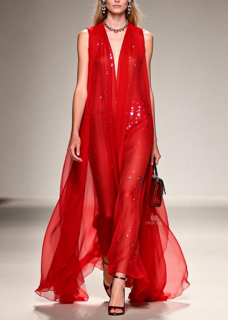 Beautifully Finished Dress in a Timeless Design