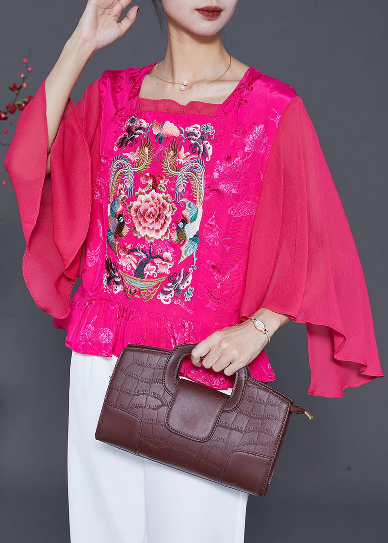 Sophisticated Blouse with a Clean Classic Look