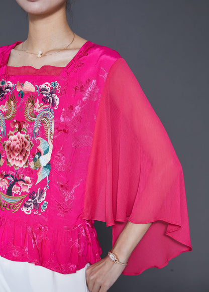 Sophisticated Blouse with a Clean Classic Look
