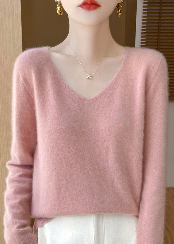 Beautifully Finished Sweater in a Timeless Design