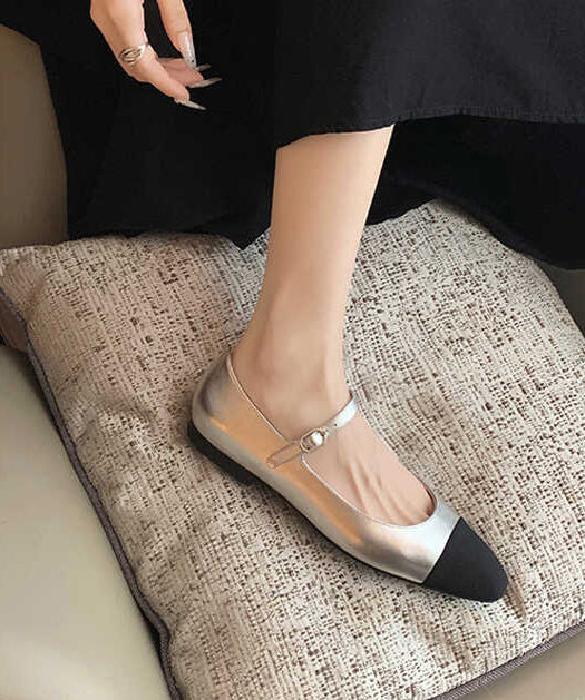 Chic Orthopedic Shoes with Unique Design