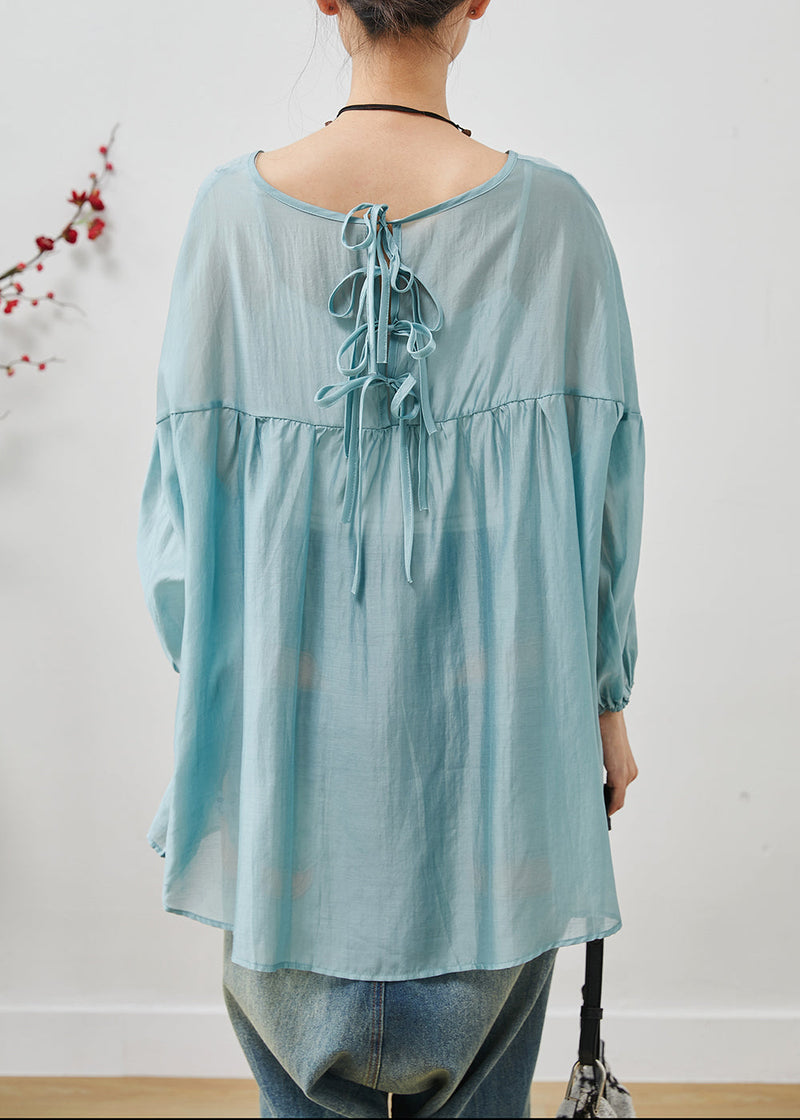 Beautifully Crafted Blouse in a Classic Style