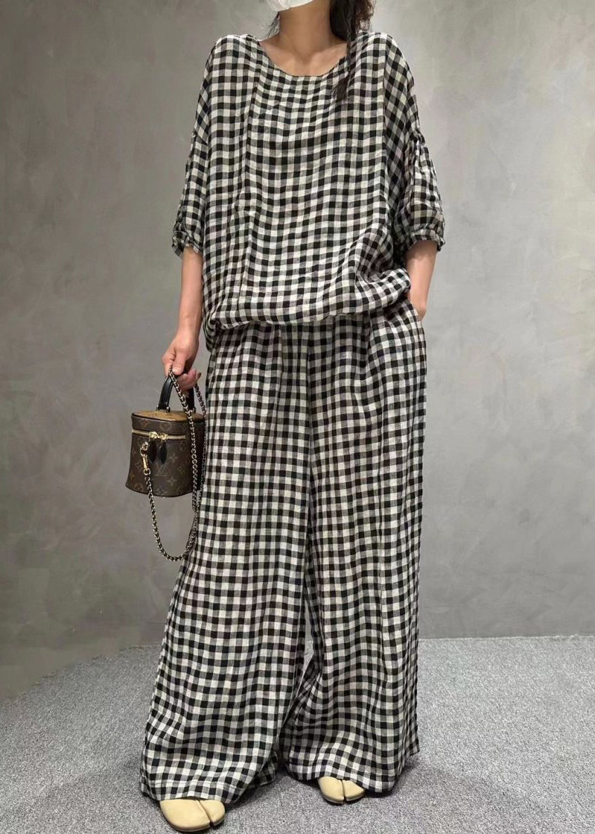Effortlessly Elegant Garment with a Timeless Design