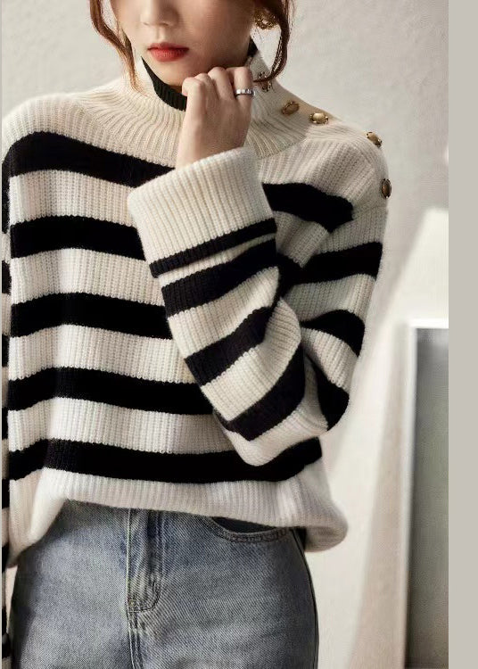 Elegantly Styled Sweater for Everyday Wear
