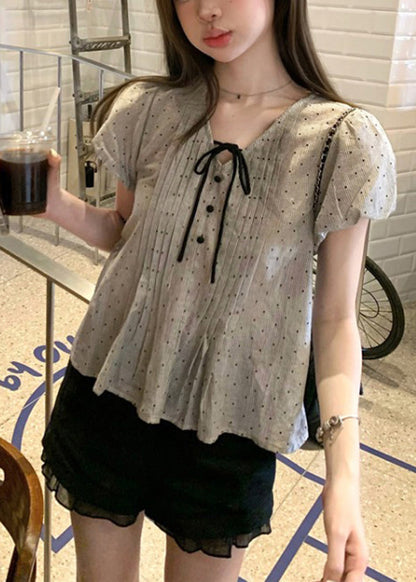 Classic Vintage Top with a Flattering Fit