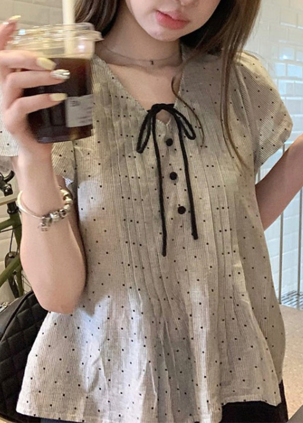 Classic Vintage Top with a Flattering Fit