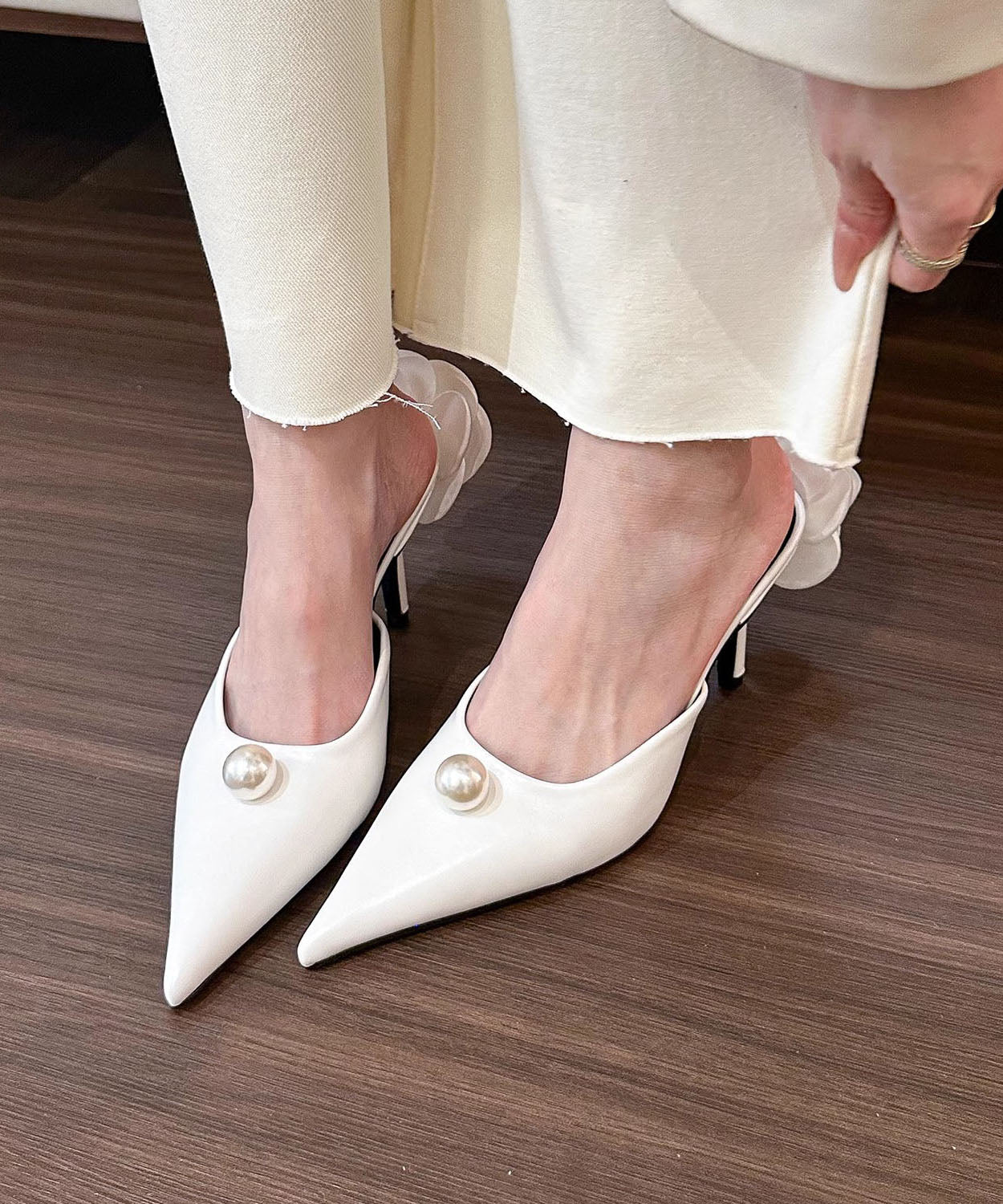 Chic Orthopedic Sandals with Unique Design