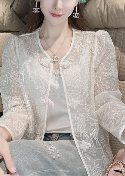 Effortlessly Elegant Coat with a Timeless Design