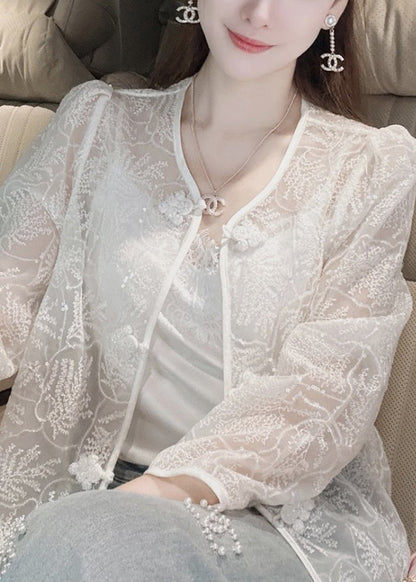 Effortlessly Elegant Coat with a Timeless Design