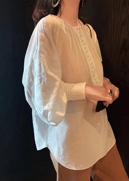 Effortlessly Elegant Shirt with a Timeless Design
