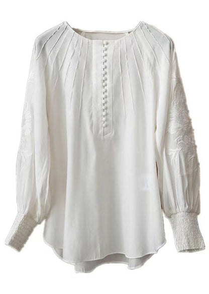 Effortlessly Elegant Shirt with a Timeless Design