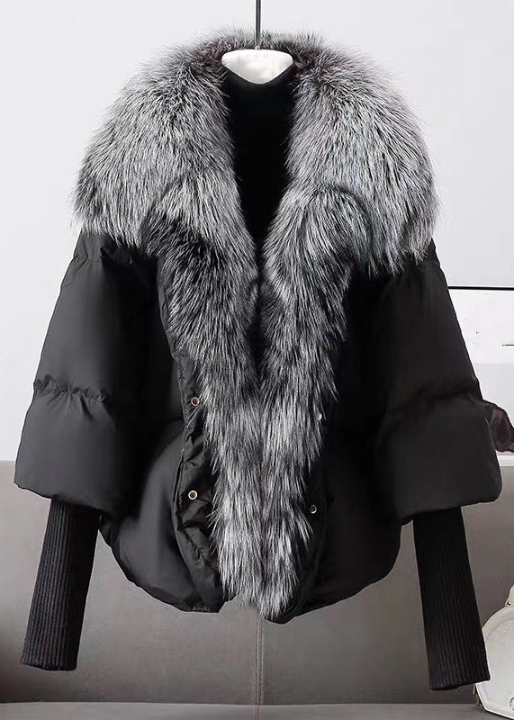 Elegantly Styled Coat for Everyday Wear