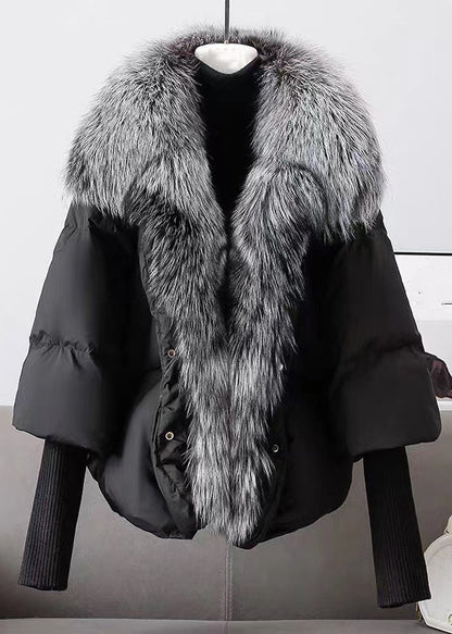 Elegantly Styled Coat for Everyday Wear