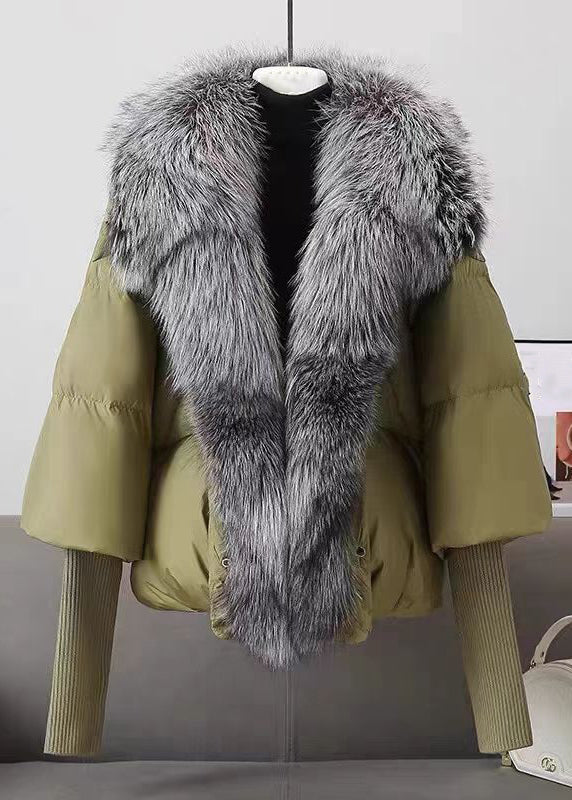 Elegantly Styled Coat for Everyday Wear