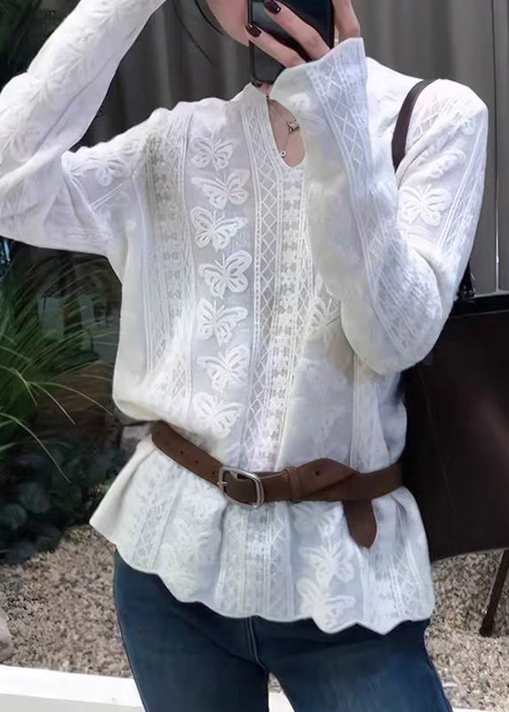 Effortlessly Elegant Top with a Timeless Design