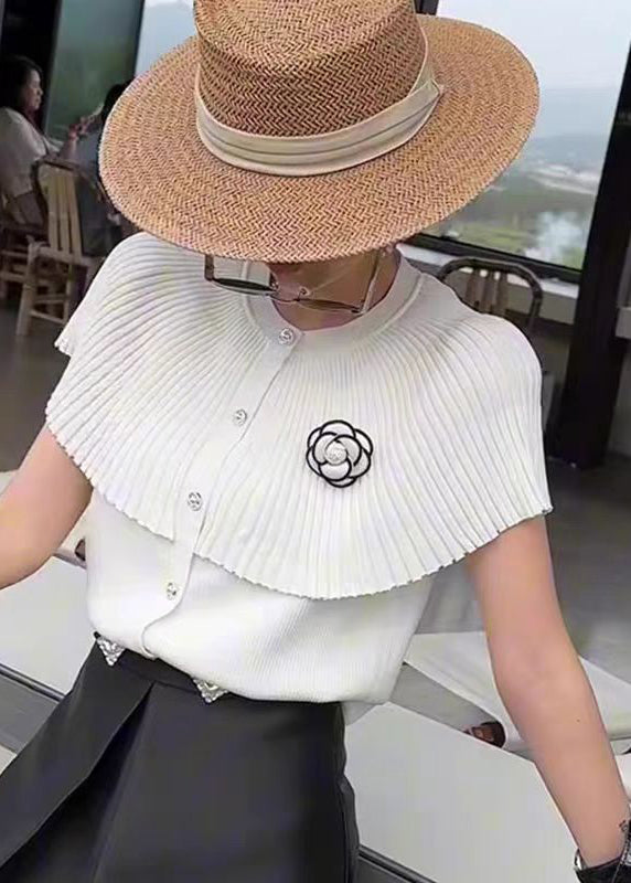 Beautifully Finished Blouse in a Timeless Design