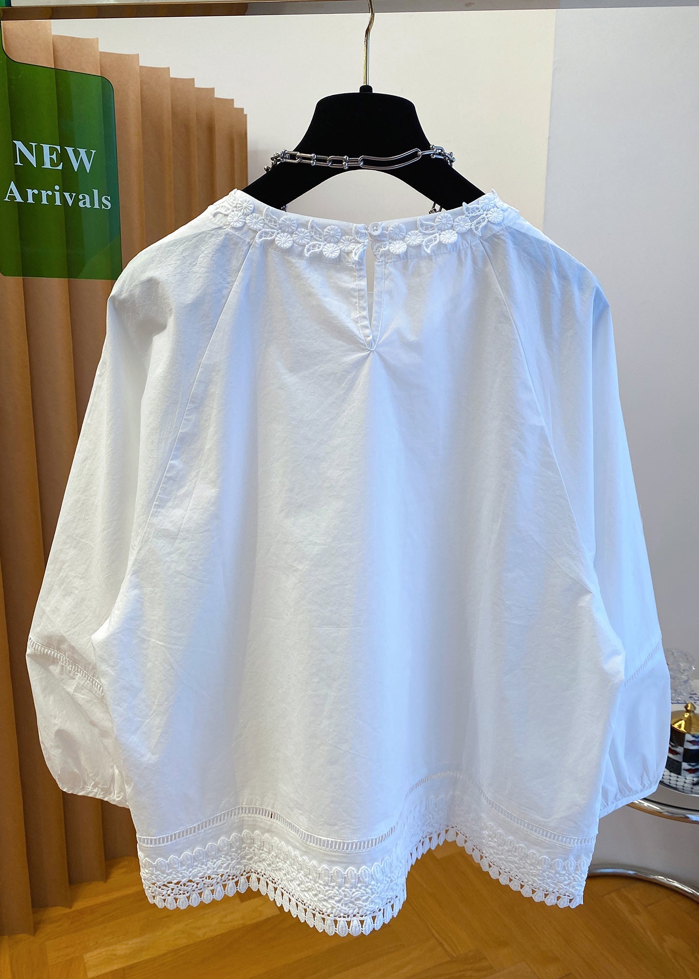 Classic Vintage & Enduringly Stylish Top