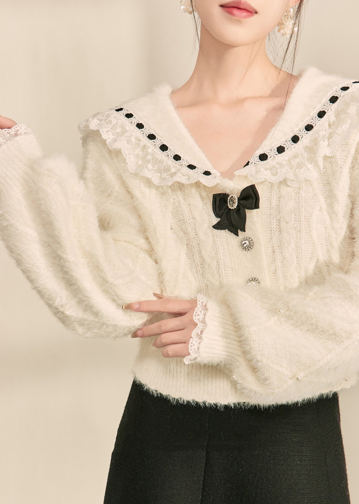 Classic Vintage Sweater with a Flattering Fit