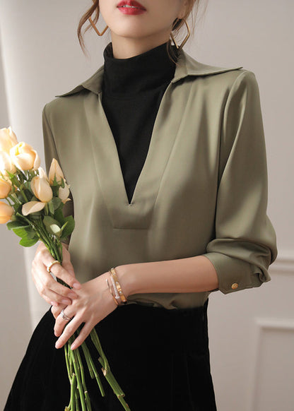Beautifully Finished Top in a Timeless Design