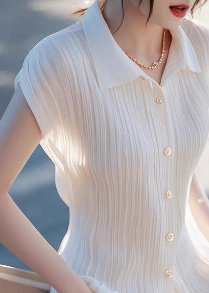 Well Tailored Shirt with a Graceful Silhouette