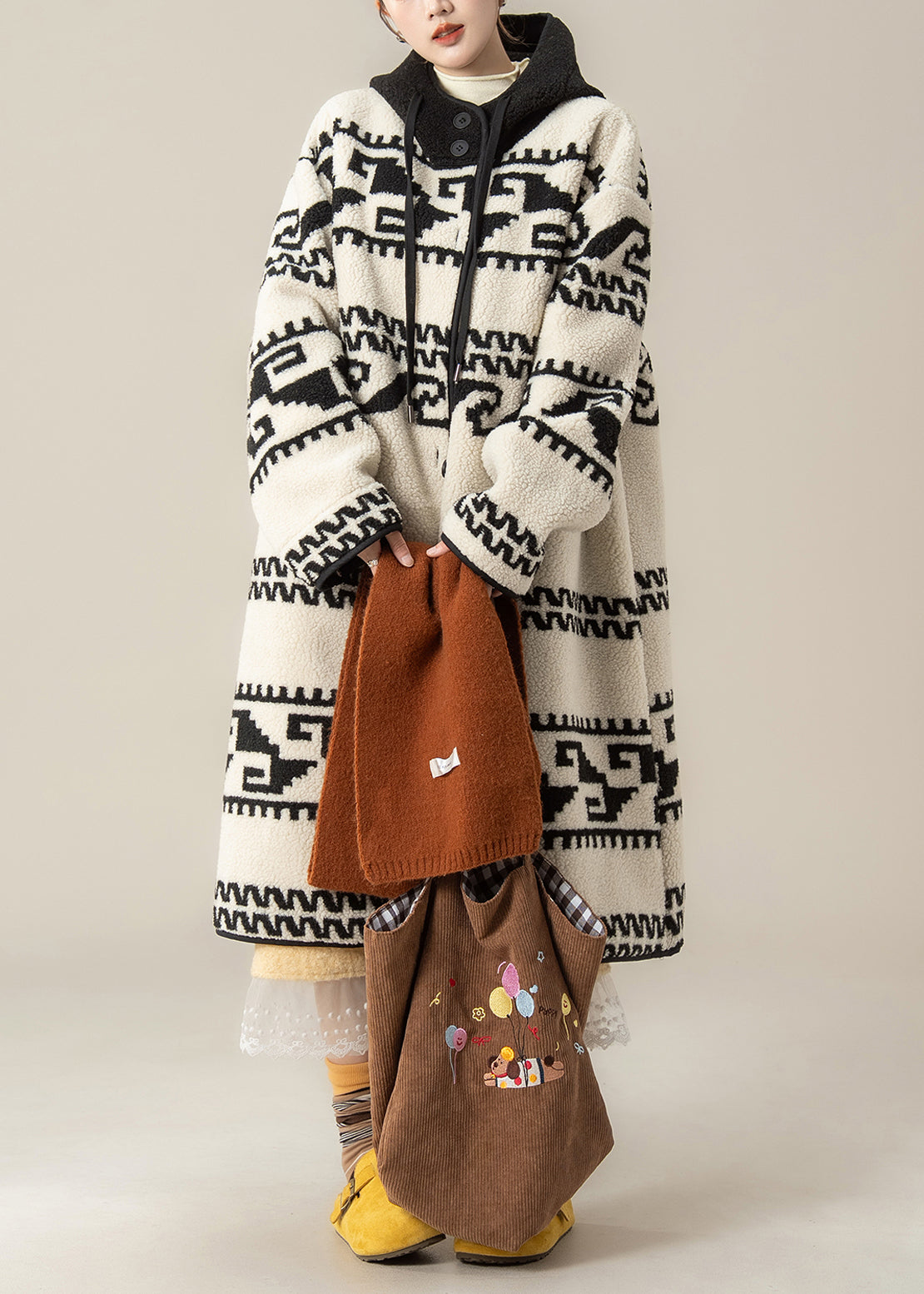 Elegantly Styled Coat for Everyday Wear