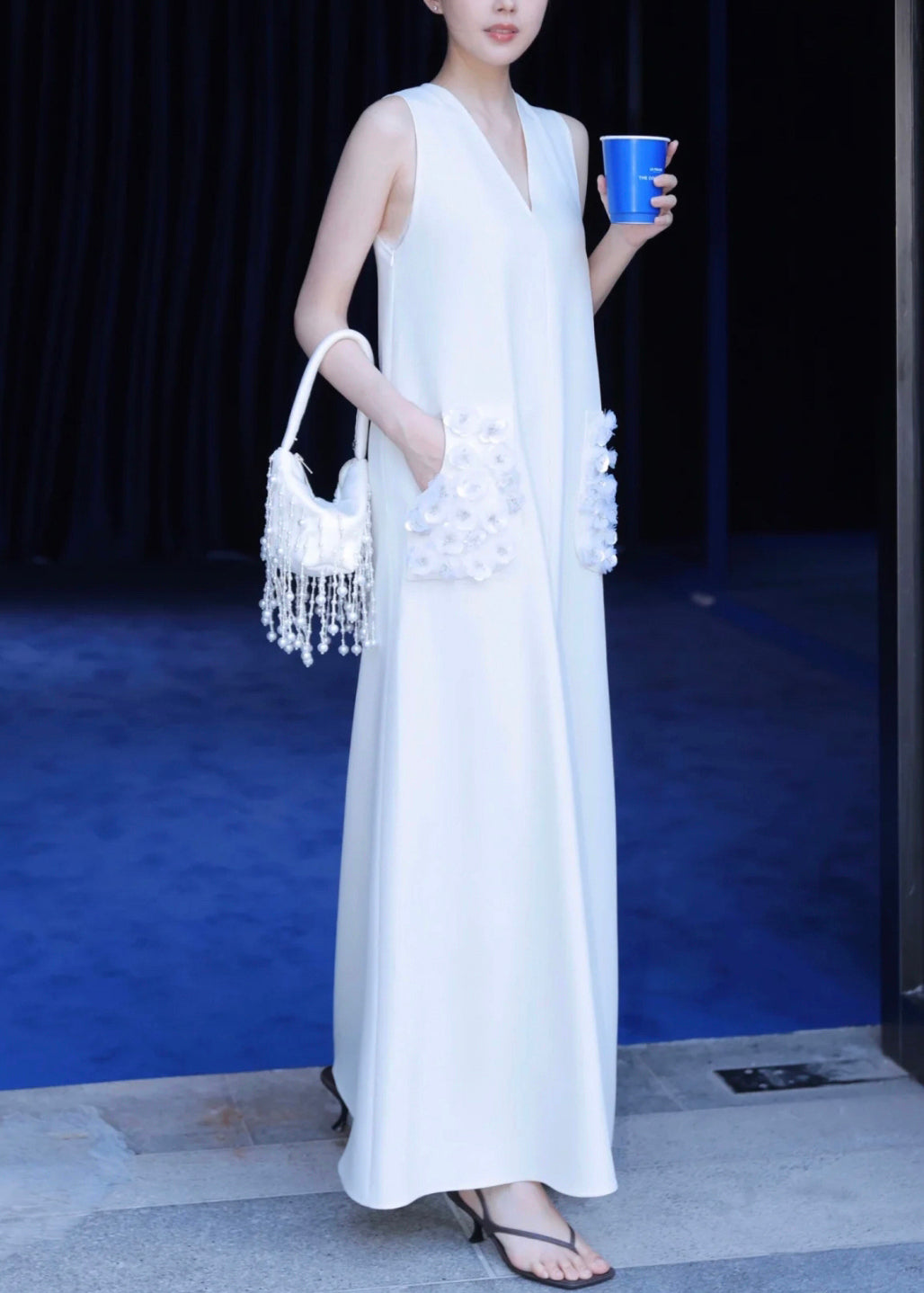 Well Tailored Dress with a Graceful Silhouette