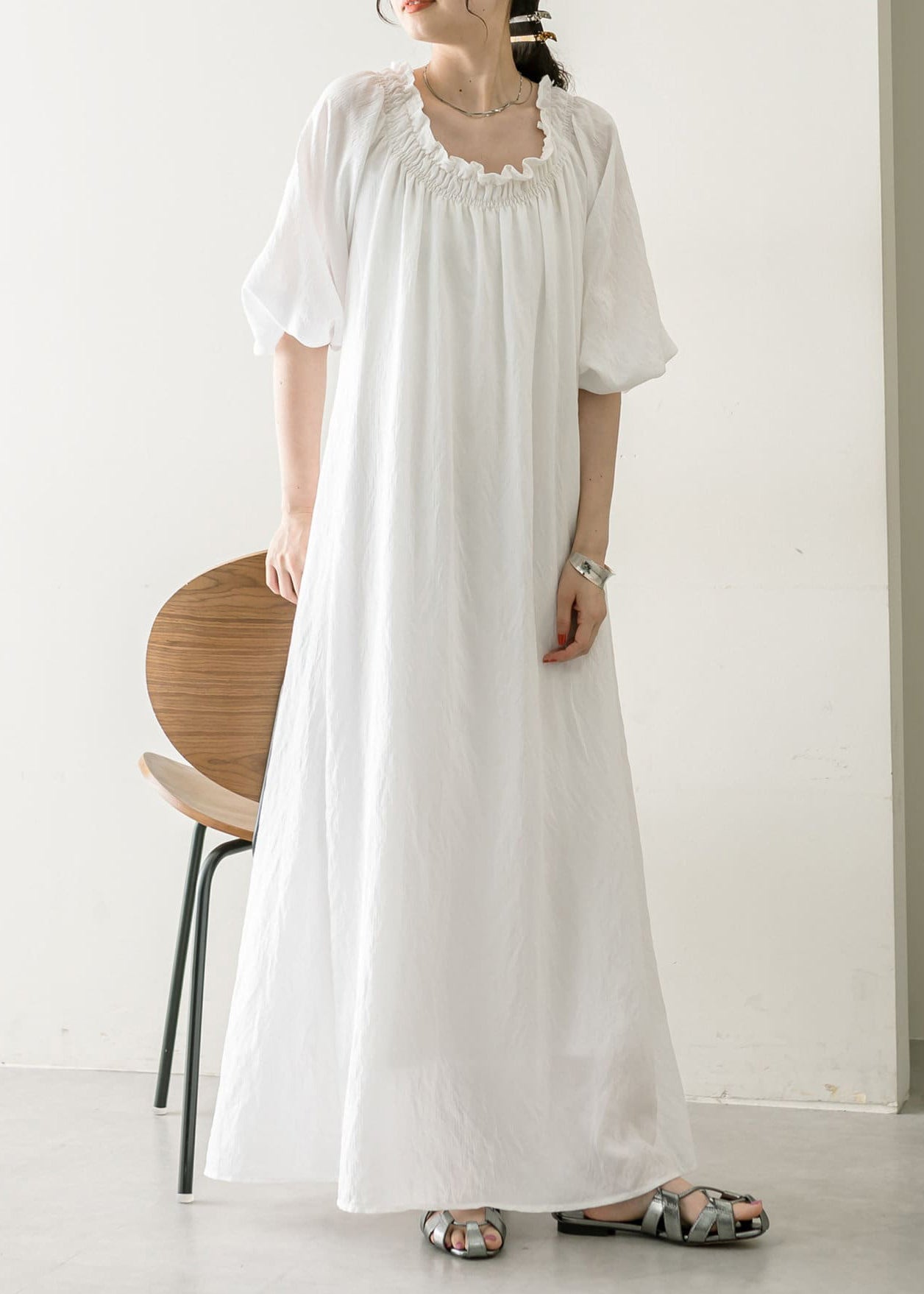 Sophisticated Dress with a Clean Classic Look