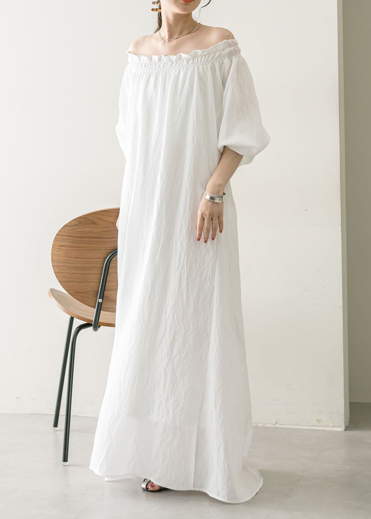 Sophisticated Dress with a Clean Classic Look