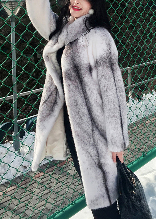 Gracefully Styled Coat for Any Occasion