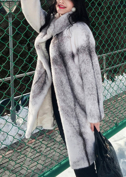 Gracefully Styled Coat for Any Occasion