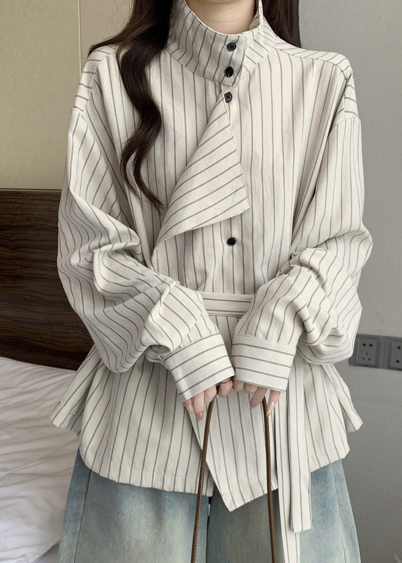 Gracefully Styled Coat for Any Occasion