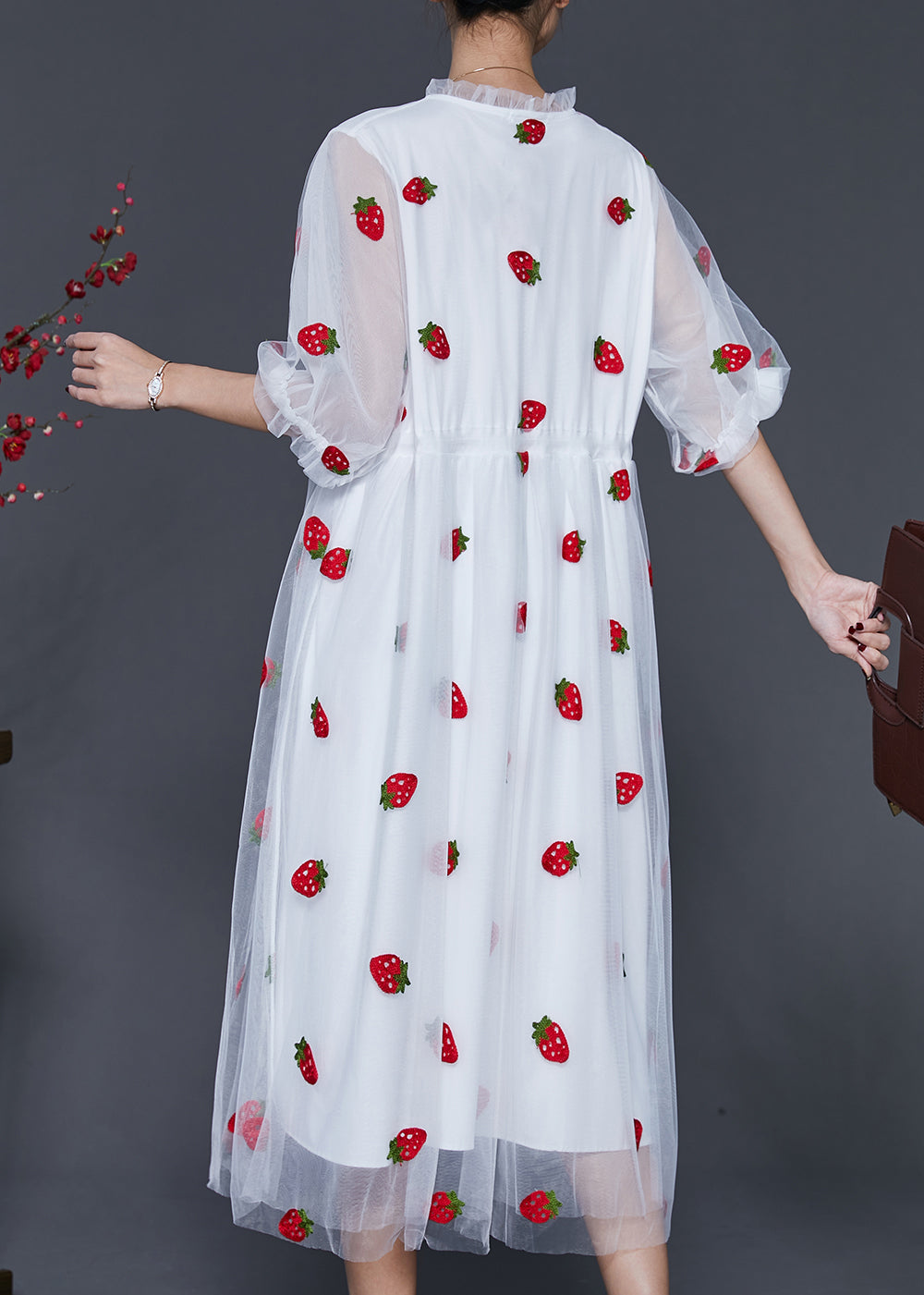 Beautifully Crafted Dress in a Classic Style