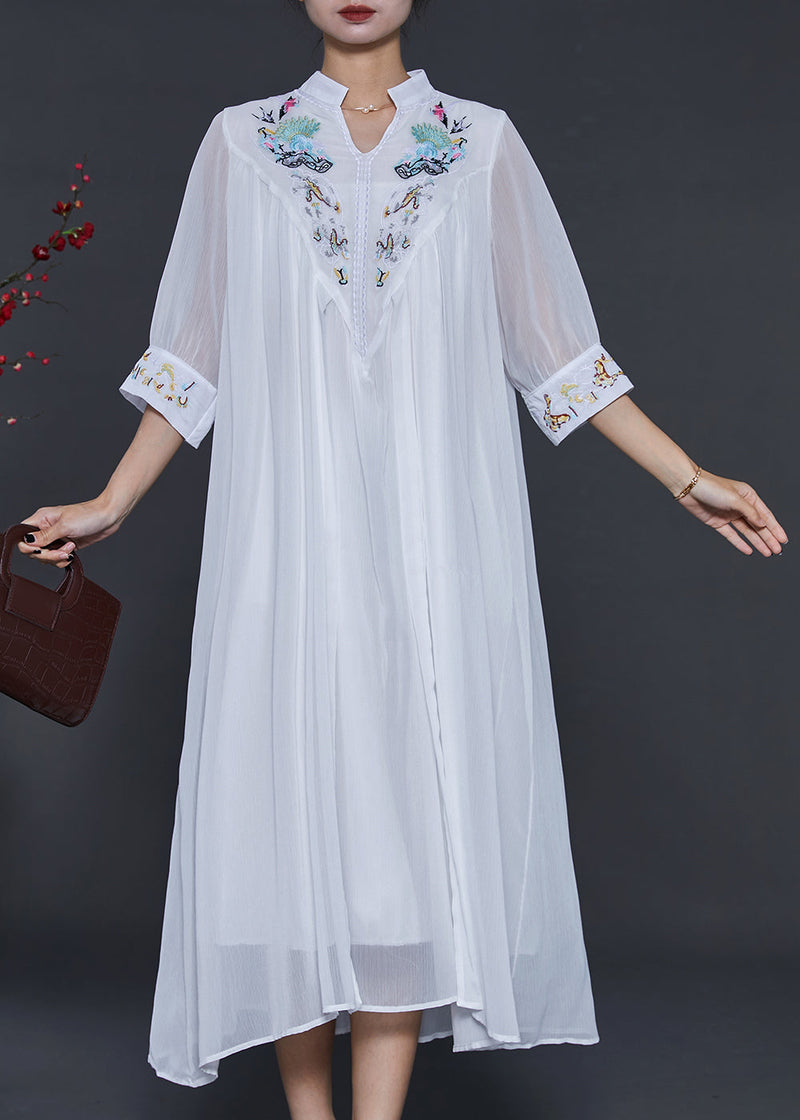Beautifully Finished Dress in a Timeless Design