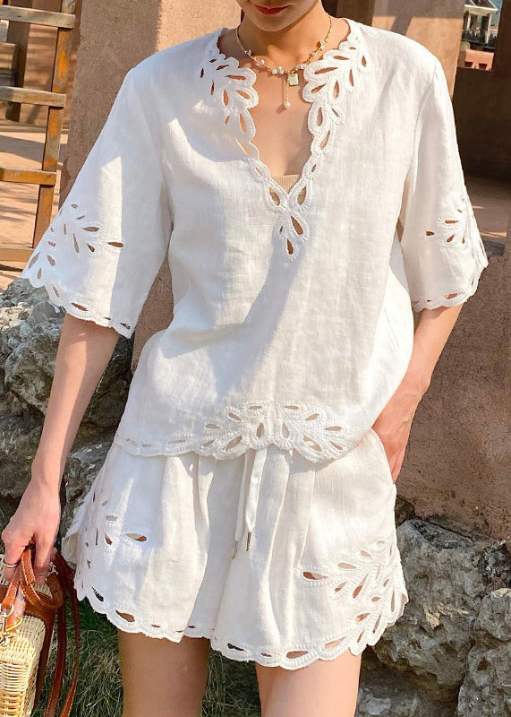 Beautifully Finished Top in a Timeless Design