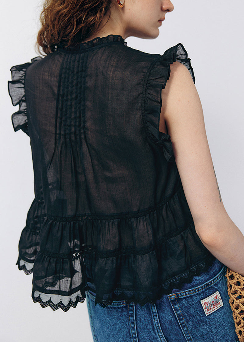 Elegantly Styled Blouse for Everyday Wear