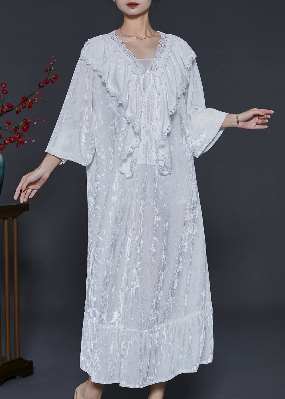 Classic Vintage Dress with a Flattering Fit