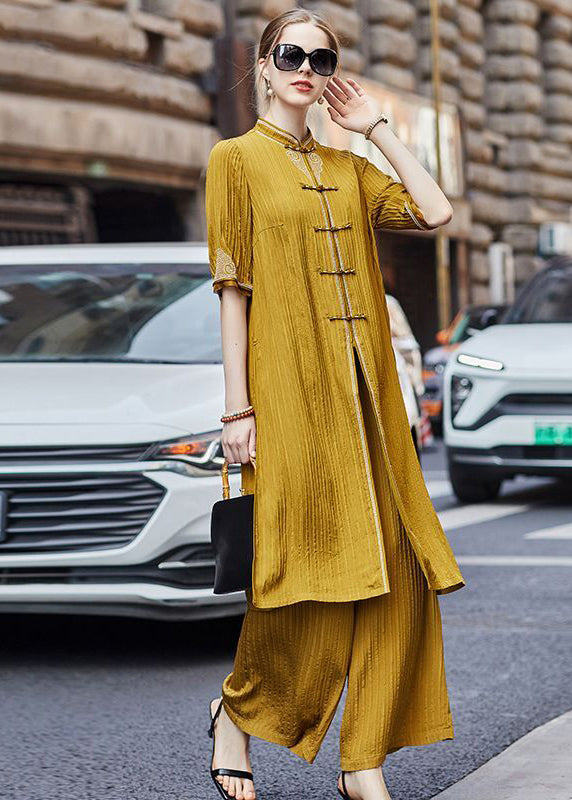 Gracefully Styled Garment for Any Occasion