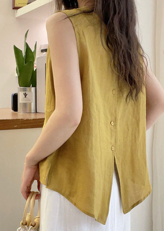 Classic Vintage Blouse with a Flattering Fit