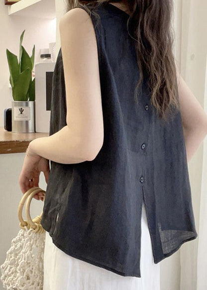 Classic Vintage Blouse with a Flattering Fit