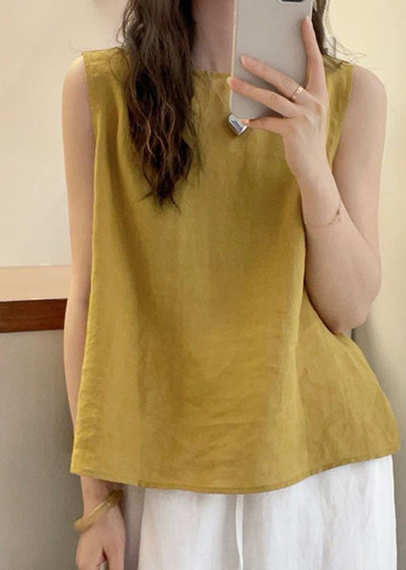 Classic Vintage Blouse with a Flattering Fit