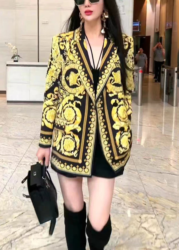 Classic Vintage & Enduringly Stylish Coat