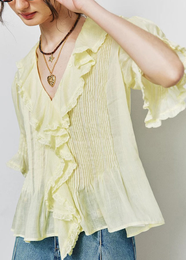 Sophisticated Top with a Clean Classic Look